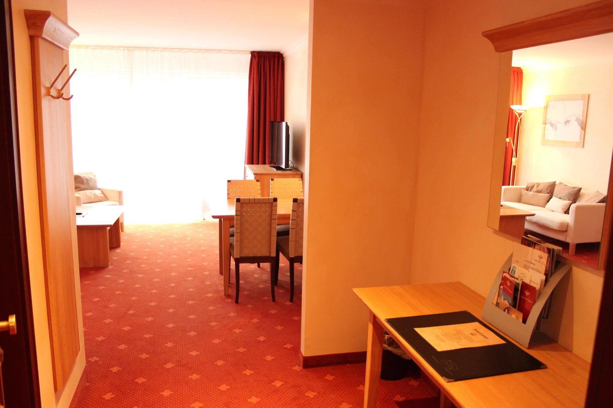 Hotel Villa Gropius Timmendorfer Strand Ngoại thất bức ảnh