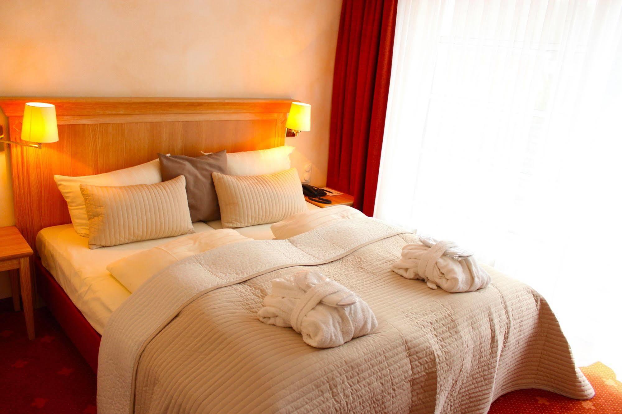 Hotel Villa Gropius Timmendorfer Strand Ngoại thất bức ảnh