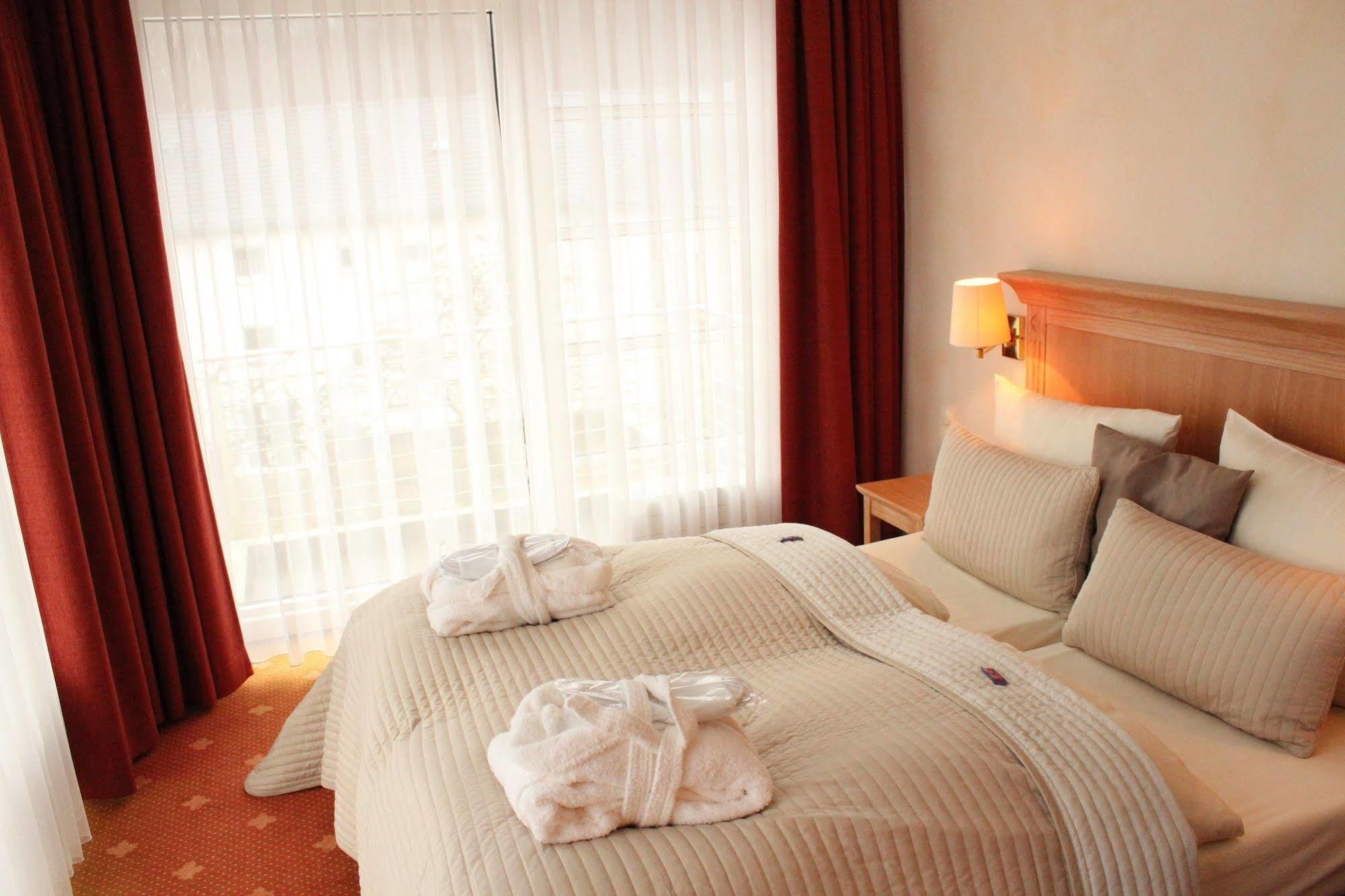 Hotel Villa Gropius Timmendorfer Strand Ngoại thất bức ảnh